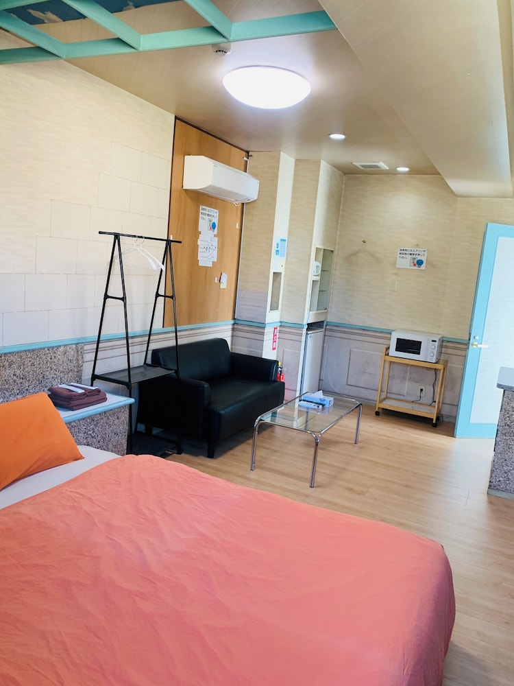 エコノミー ダブルルーム 客室4 | villageBFH - ホステル