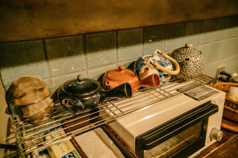 ダブルルーム 共用キッチン0 | 囲炉裏ゲストハウス 天幕 -Tenmaku-