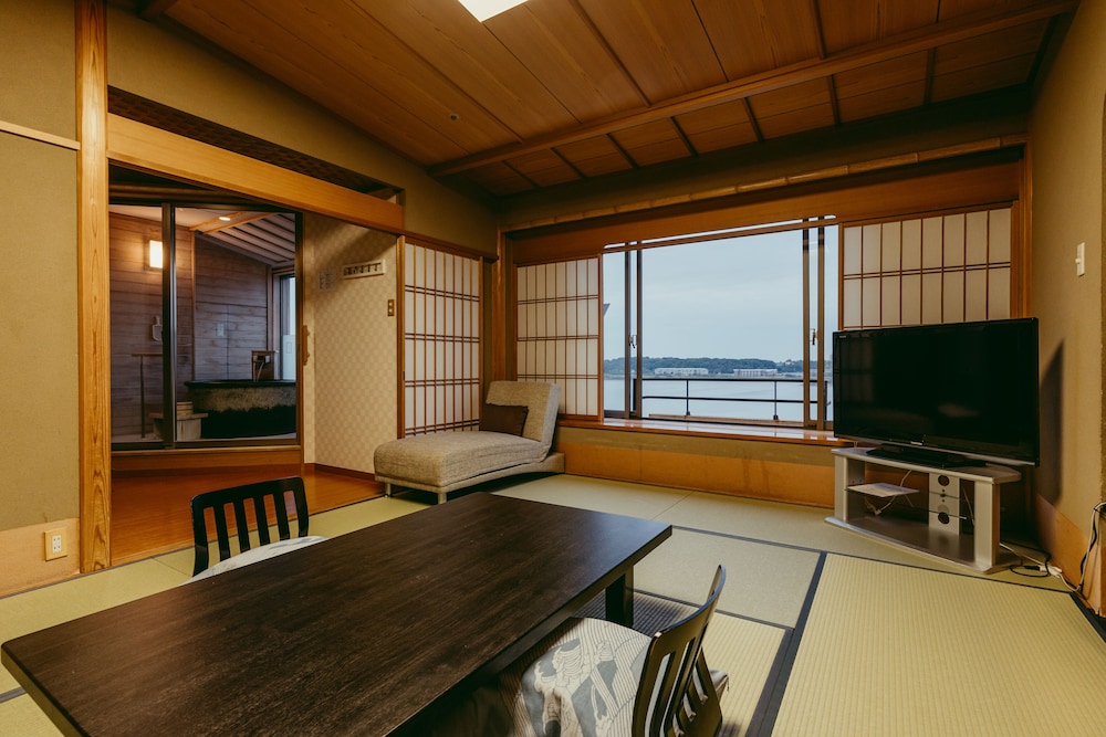 露天風呂付き純和風客室 喫煙可 | 季がさね