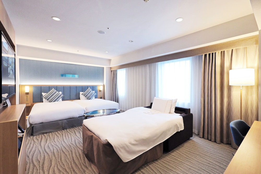 デラックス ツインルーム 禁煙 (36.7㎡) 客室2 | ザ ロイヤルパークホテル 広島リバーサイド