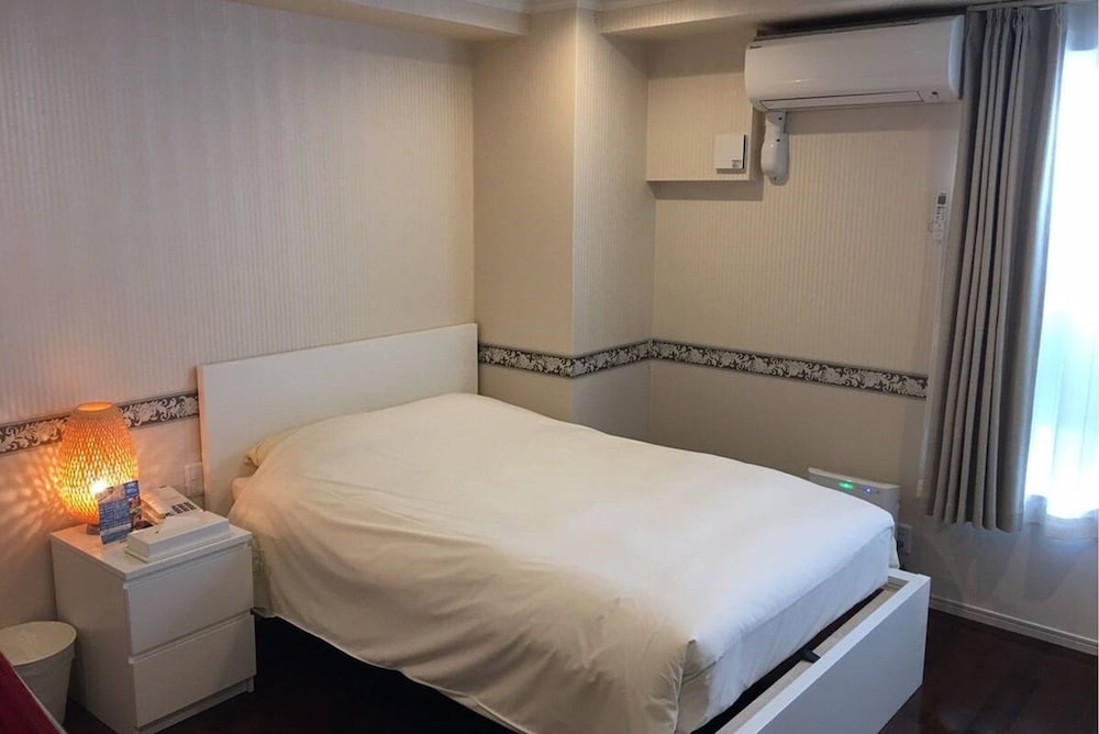 デラックスセミダブルルーム2 禁煙 客室4 | ビジネスホテル ラ フィレンツェ