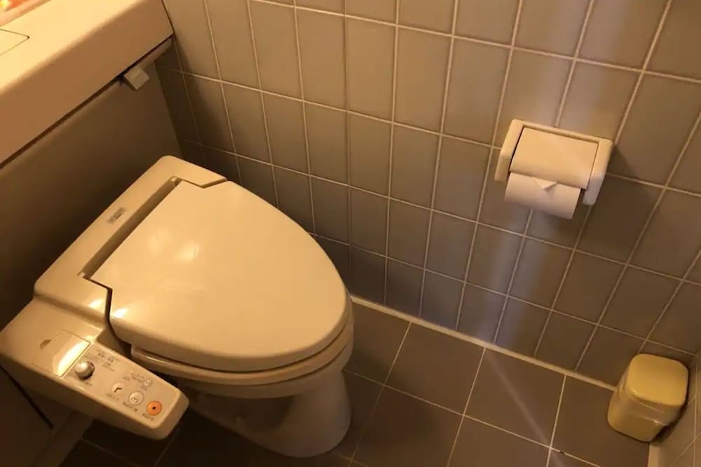 セミダブルルーム 喫煙可 バスルーム2 | ビジネスホテル ラ フィレンツェ