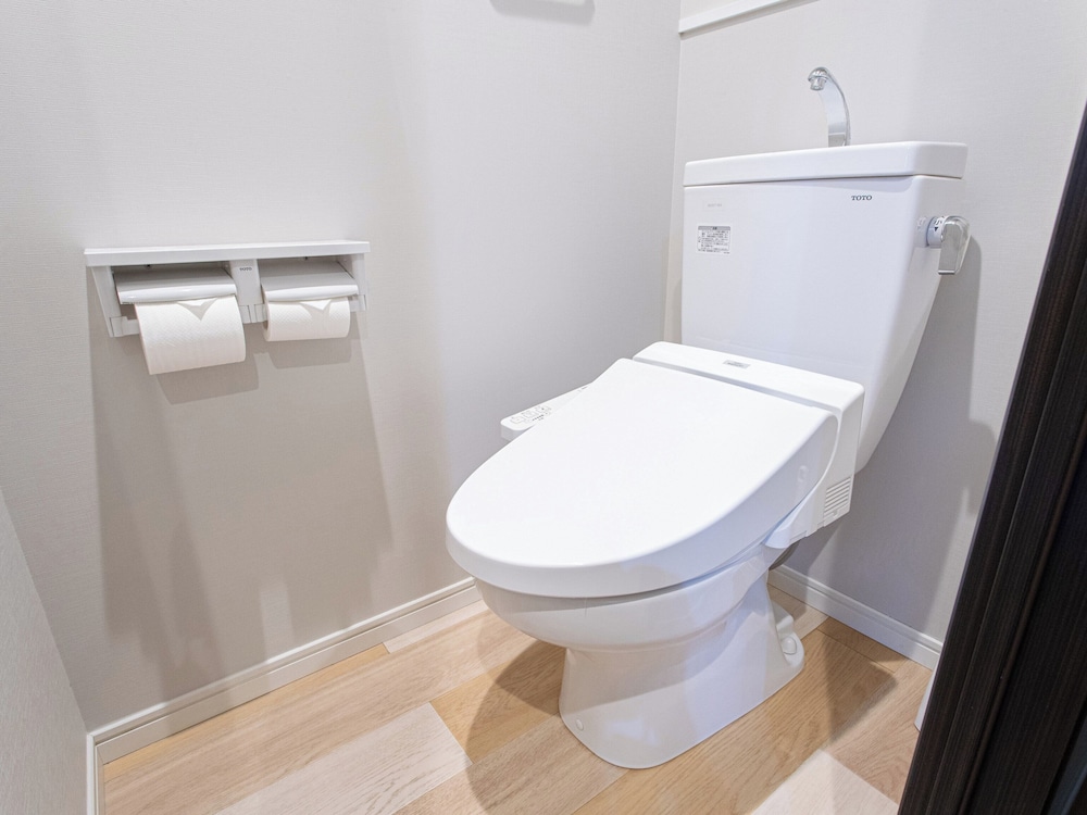 [本館]ファミリーデラックスルーム(Family Deluxe Room) 禁煙 バスルーム1 | ドリームイン博多