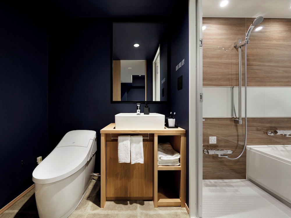 デラックス ツインルーム バスルーム2 | ザ・スクエアホテル銀座