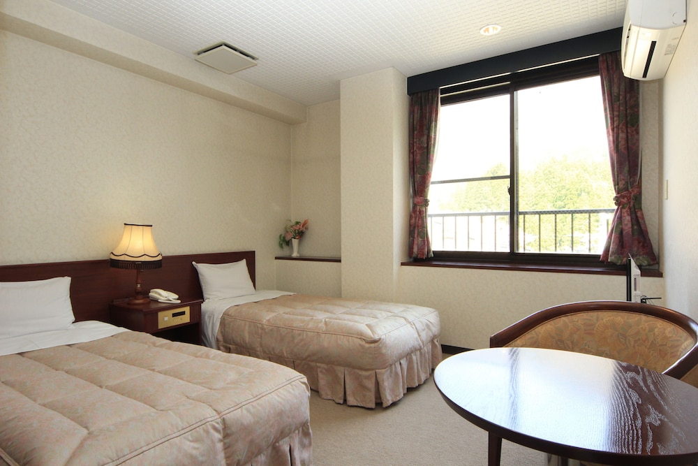 和洋室 客室2 | 赤尾館