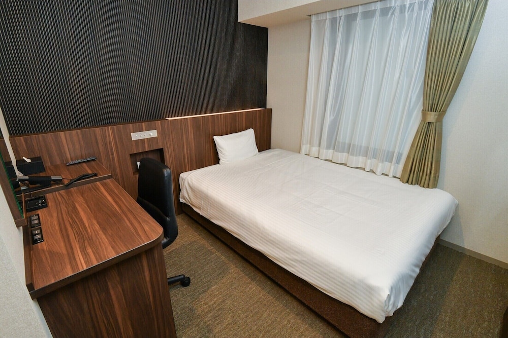 スタンダードルーム 2名利用 禁煙 | 三交イン大阪淀屋橋 四季乃湯