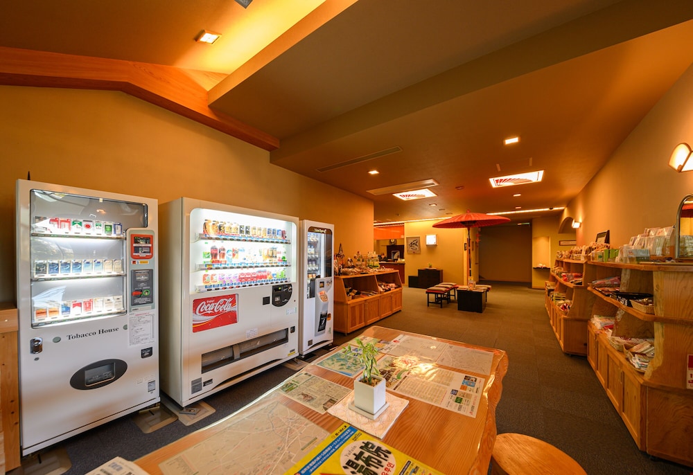 ロビーラウンジ1 | 湯布院温泉旅館 めばえ荘