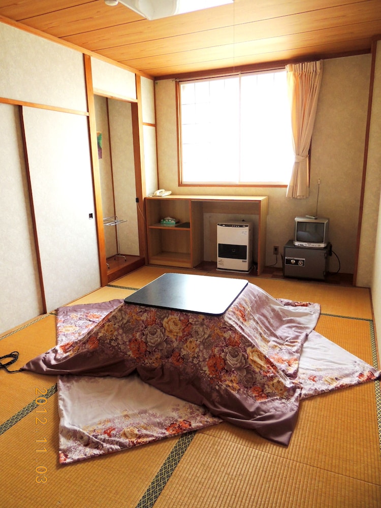 和室 お任せ 客室3 | ロッヂ丘