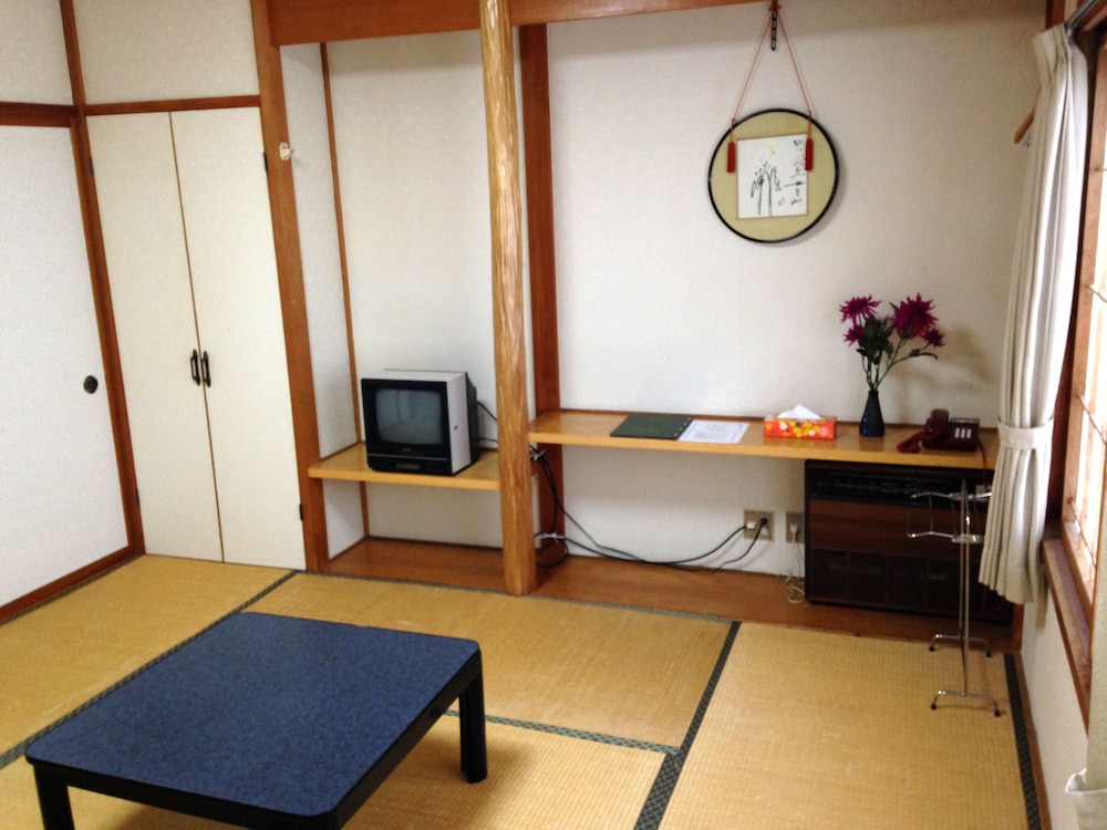 和室 お任せ | ロッヂ丘