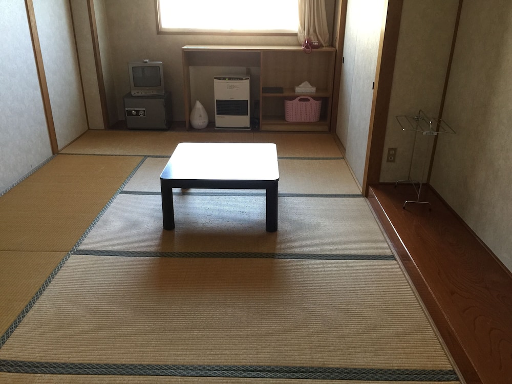 和室 お任せ 客室5 | ロッヂ丘