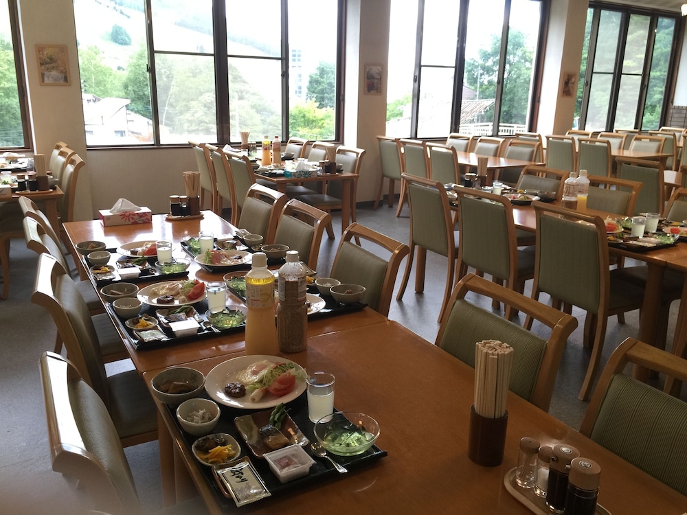 和室 お任せ 客室8 | ロッヂ丘
