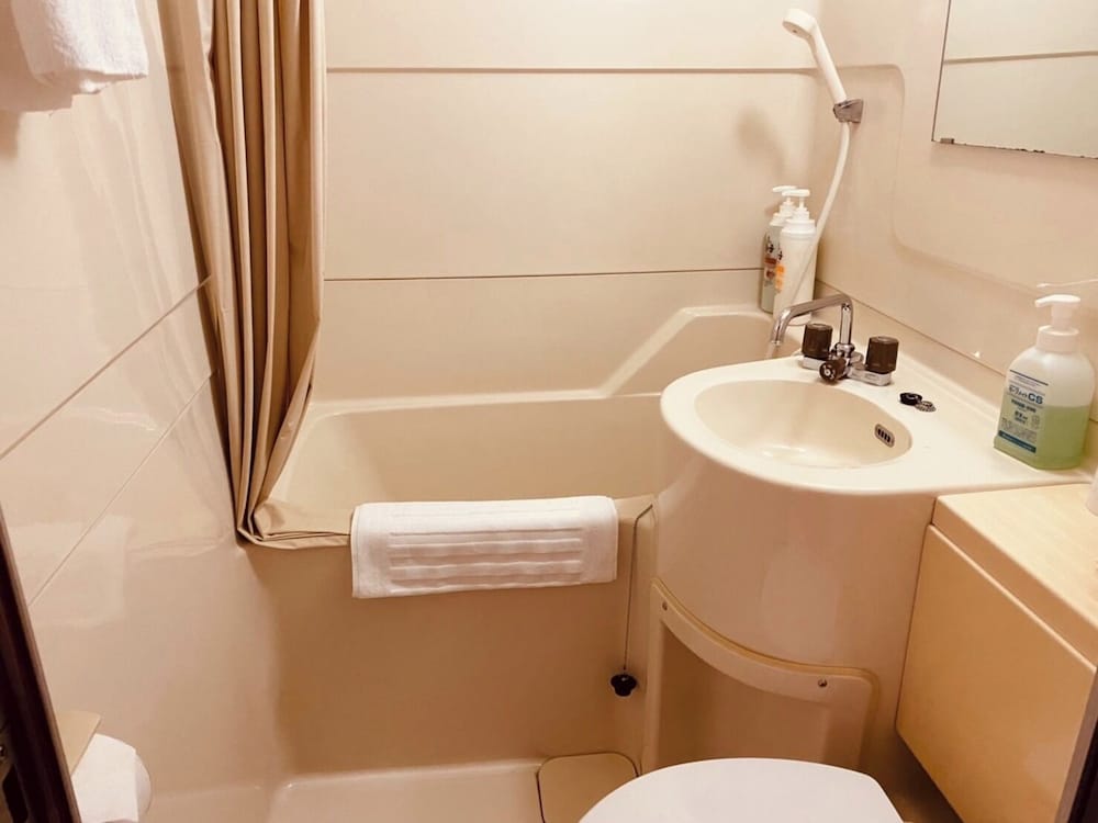 洋室 お任せ 客室7 | ロッヂ丘