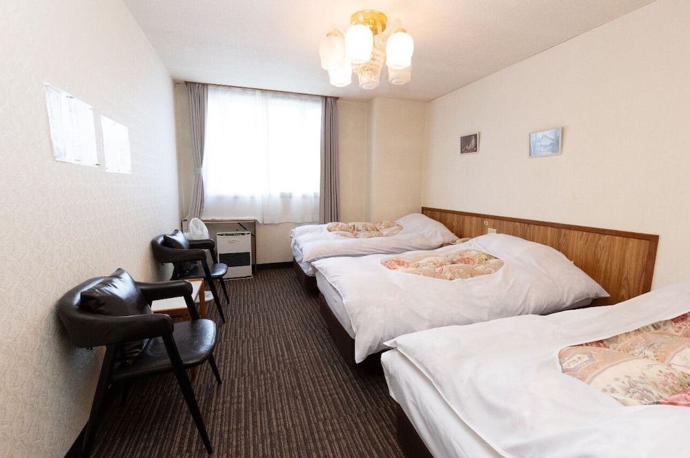 洋室 お任せ 客室6 | ロッヂ丘