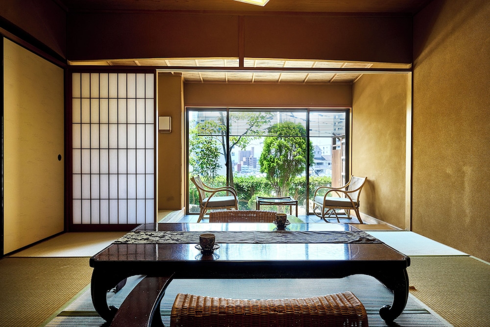露天風呂付スーペリア 桜 客室10 | 大和屋別荘