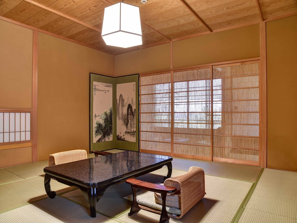 プレミアスイート 撫子 客室5 | 大和屋別荘