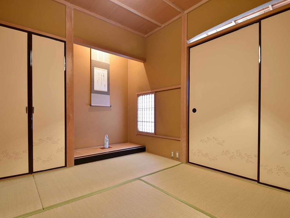 デラックス スイート (Japanese-style) 客室5 | 大和屋別荘