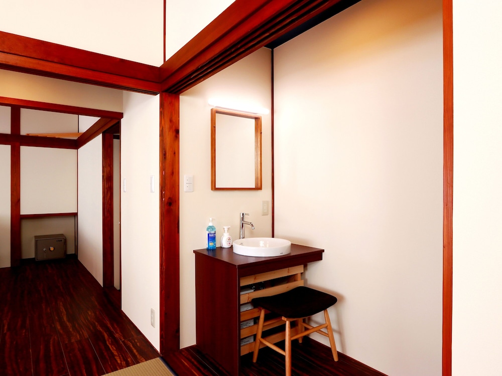 ベーシック ルーム 客室4 | 五箇山旅館 よしのや