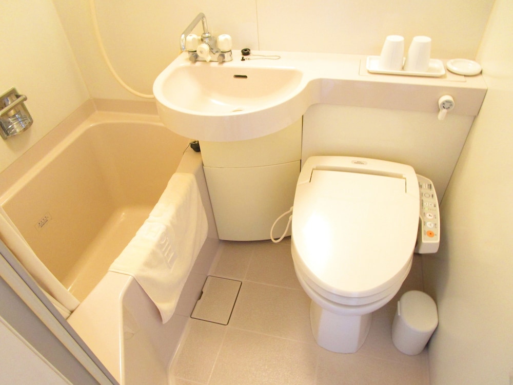 ダブルルーム バスルーム0 | グリーンホテル大曲