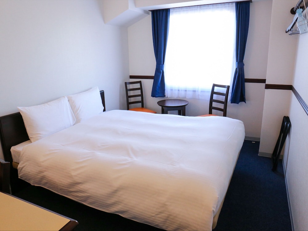 ダブルルーム 喫煙可 | 東横 INN 新大阪東三国駅前