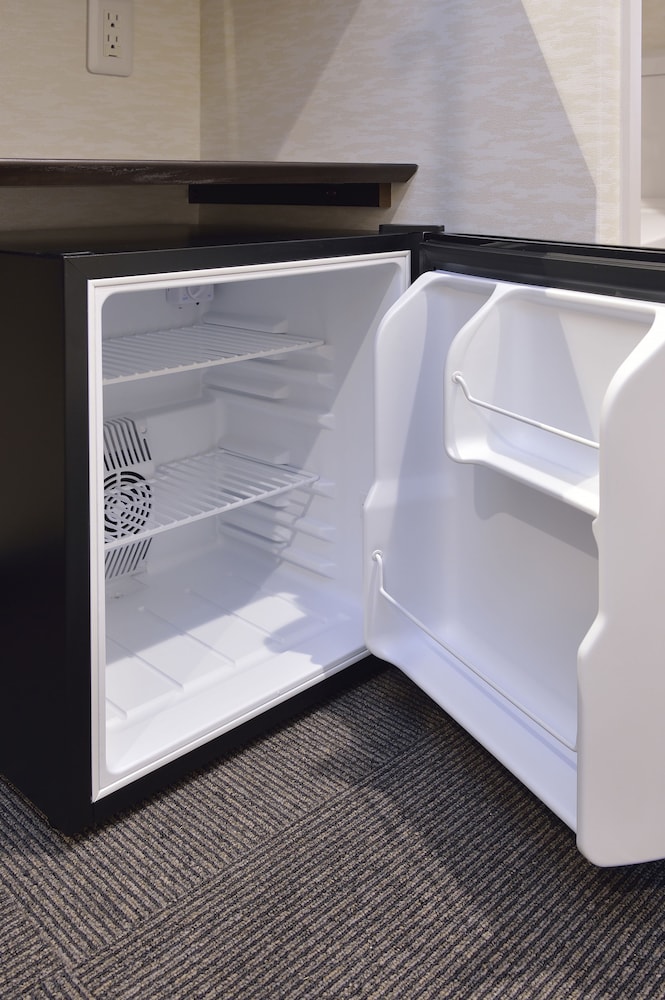 エコノミー ダブルルーム 小型冷蔵庫0 | 優遊 Inn 京都伏見