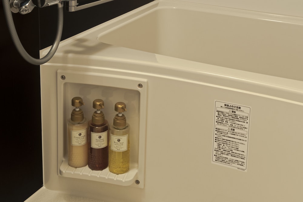 エコノミー ダブルルーム 深めの浴槽0 | 優遊 Inn 京都伏見