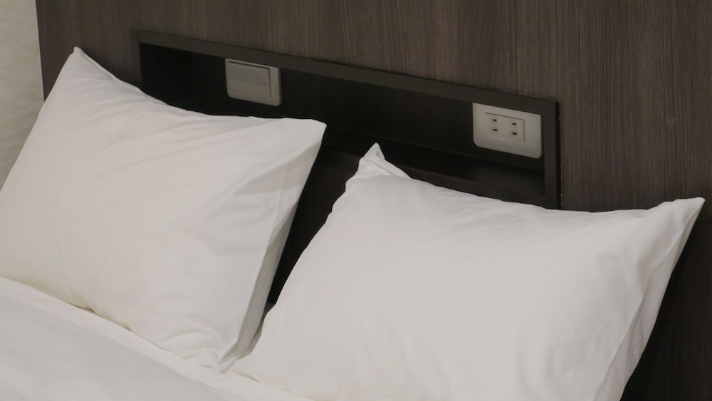 エコノミー ダブルルーム 客室の設備とサービス1 | 優遊 Inn 京都伏見