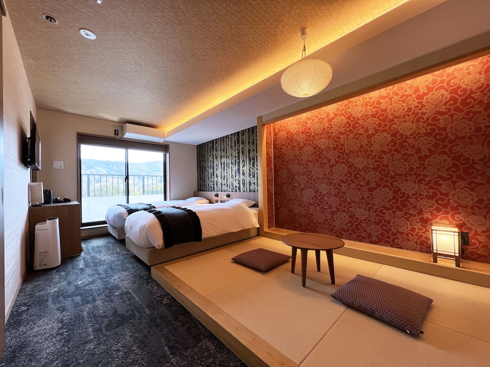 ジャパニーズ トリプルルーム 客室8 | 鈴 建仁寺