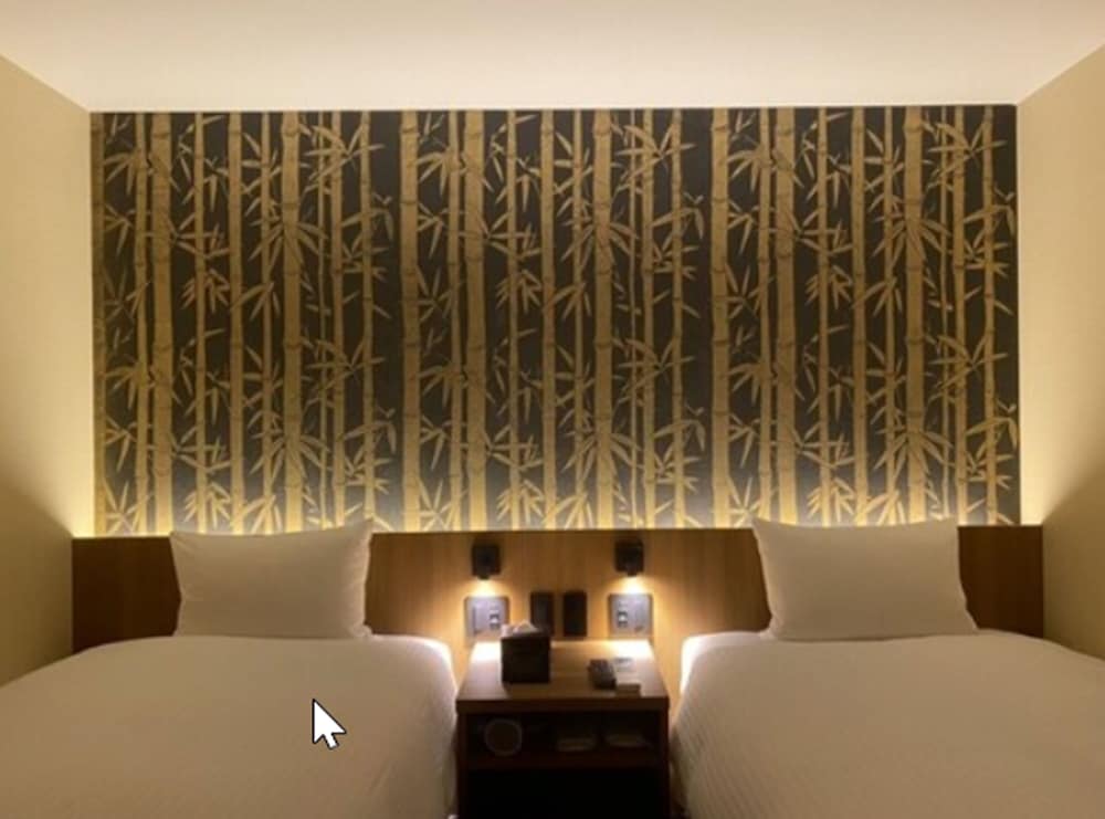 エコノミー ツインルーム 客室1 | 鈴 建仁寺