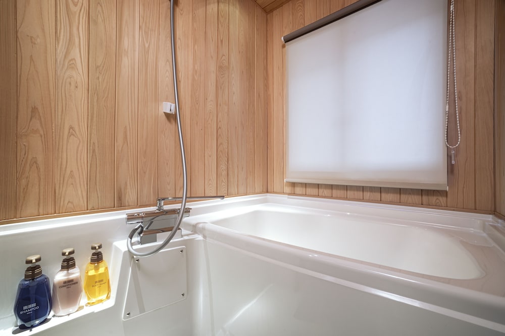 ジャパニーズ トリプルルーム バスルーム0 | 鈴 建仁寺