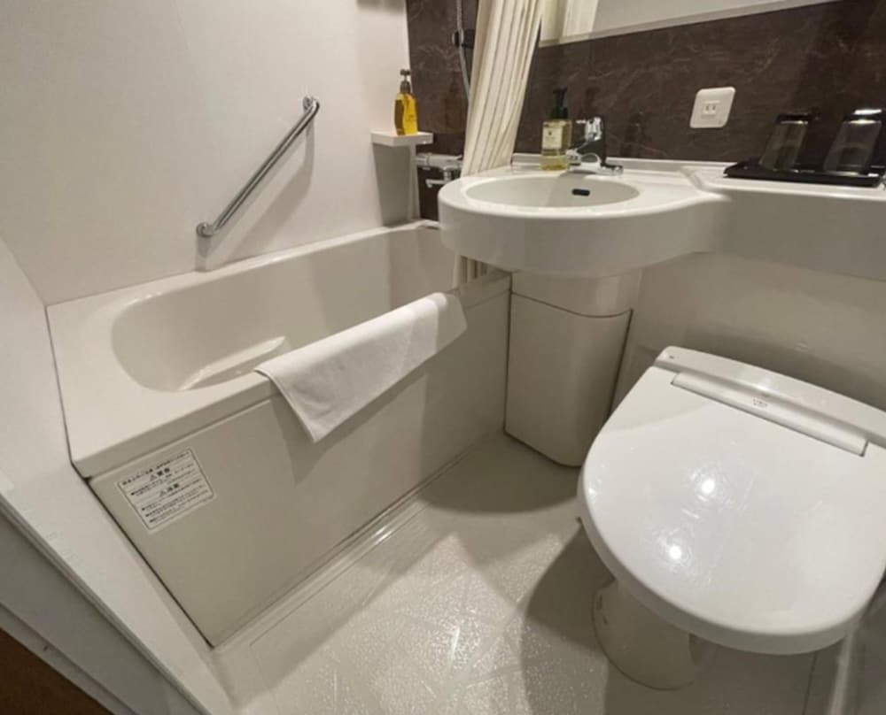 エコノミー ツインルーム バスルーム0 | 鈴 建仁寺