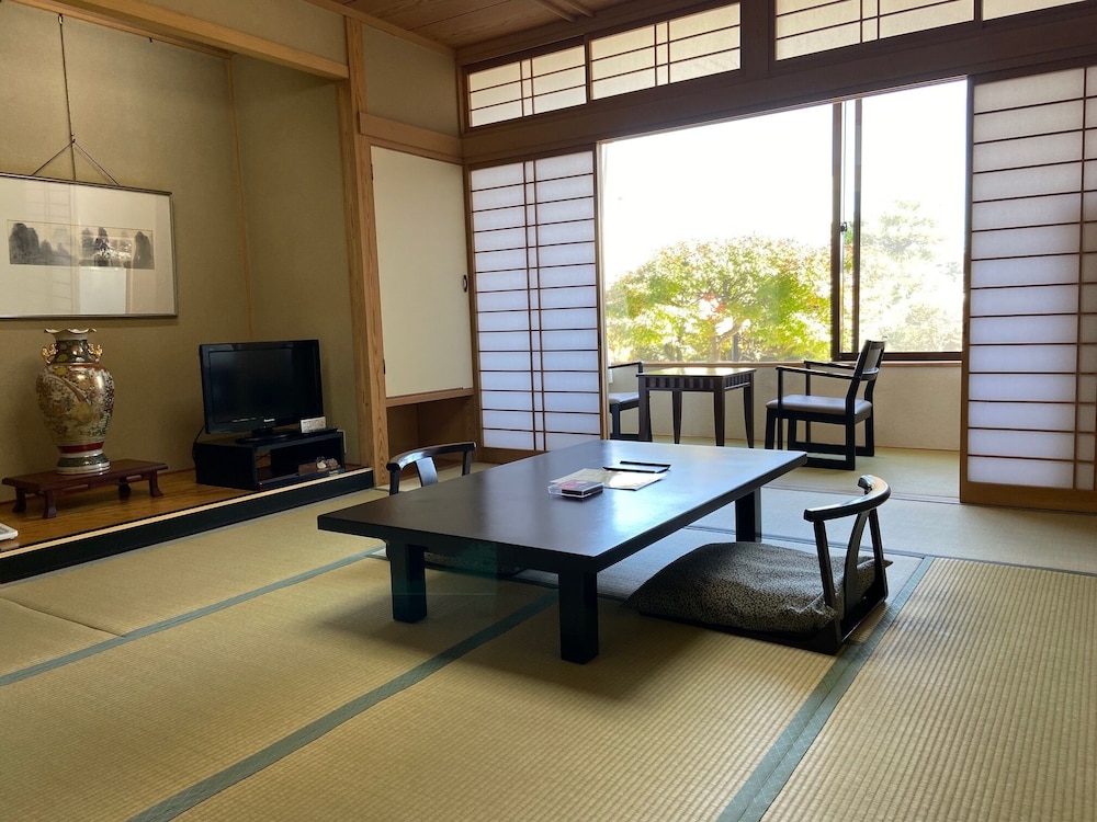 客室1 | いわき湯本温泉 心やわらぐ宿 岩惣 客室1 | いわき湯本温泉 心やわらぐ宿 岩惣