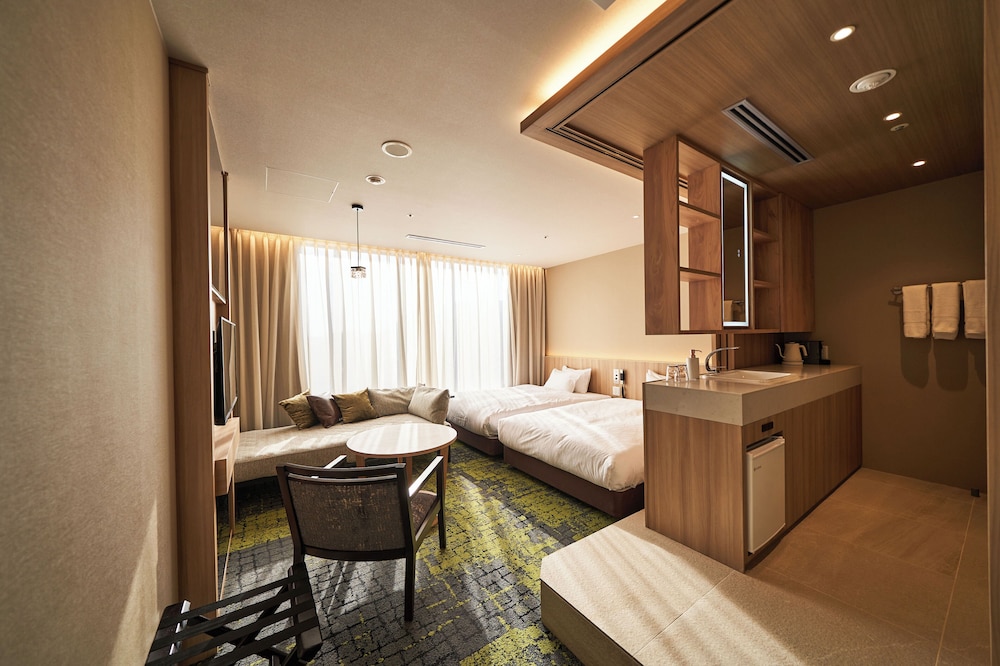 デラックスツイン エキストラベッド付 禁煙 客室3 | WeBase 高松