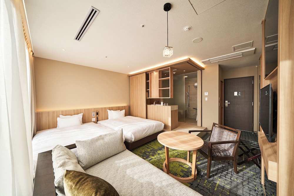 デラックスツイン エキストラベッド付 禁煙 客室8 | WeBase 高松