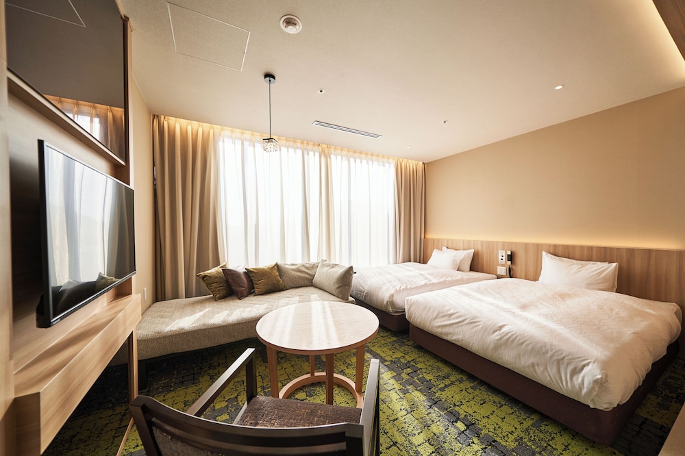 デラックスツイン エキストラベッド付 禁煙 客室2 | WeBase 高松