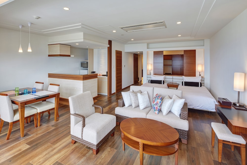 ハイフロアデラックスルーム4ベッド 2名利用 禁煙 客室2 | アラマハイナ コンドホテル