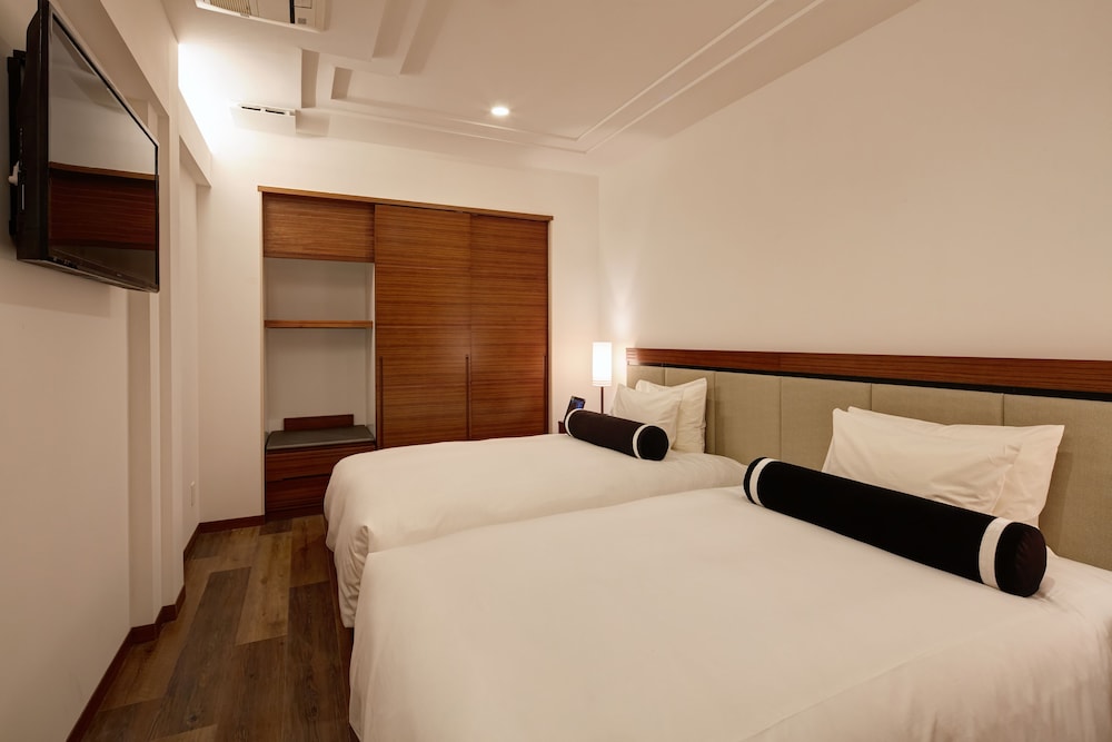 デラックスルーム4ベッド 2名利用 禁煙 客室2 | アラマハイナ コンドホテル