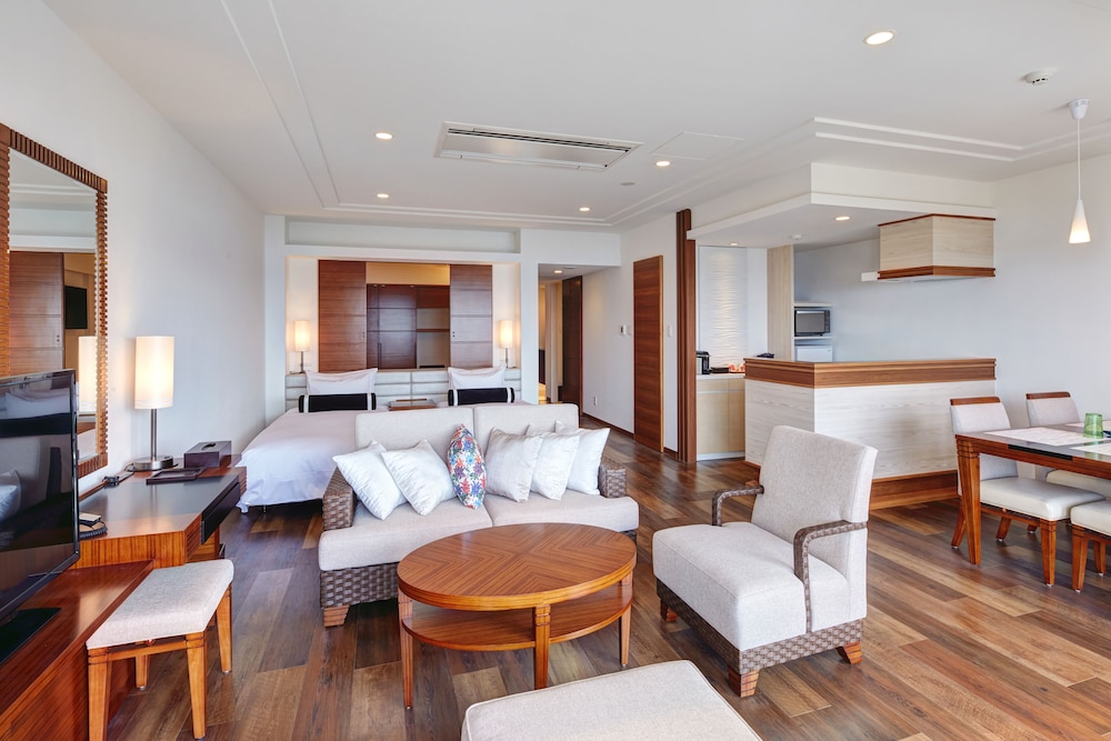 デラックスルーム4ベッド 2名利用 禁煙 | アラマハイナ コンドホテル