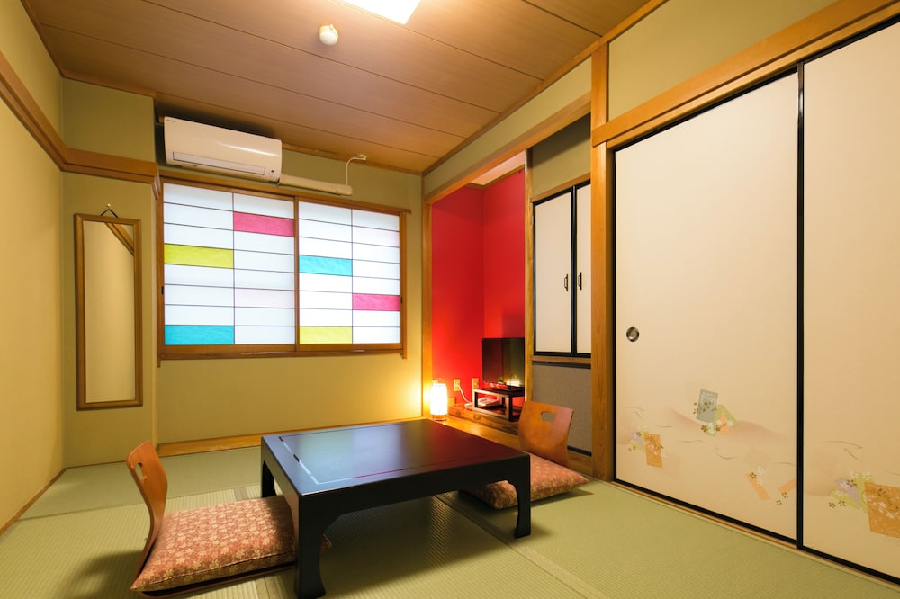 和室 6畳 禁煙 | 湯もと小町館