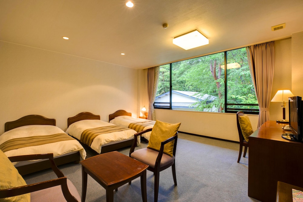 洋室 トリプルルーム 禁煙 | 日光東照宮晃陽苑