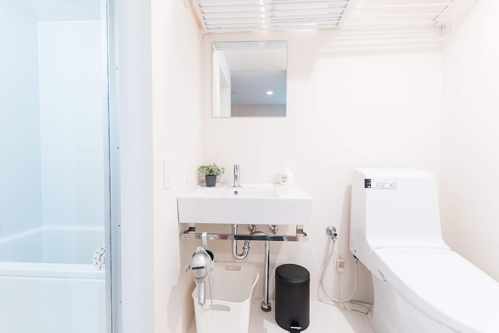 一棟貸し バスルーム3 | 谷町君 八尾家 清水五条