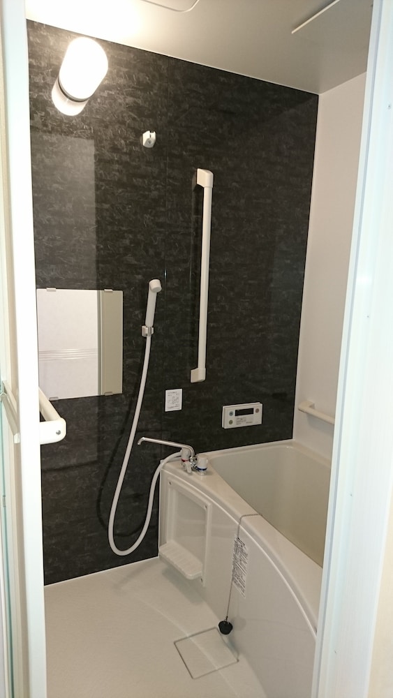 ダブルルーム バスルーム1 | ゲストハウス 古都音 京都