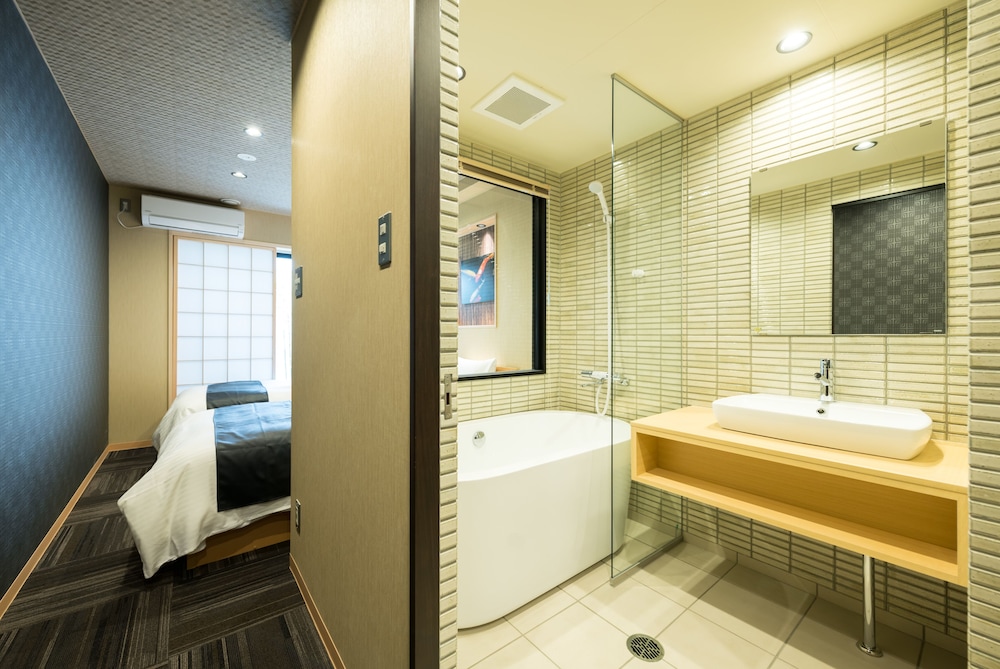ジュニア ルーム (Shiki Suites | Kyoto Umekoji) バスルーム0 | シキスイート 京都梅小路