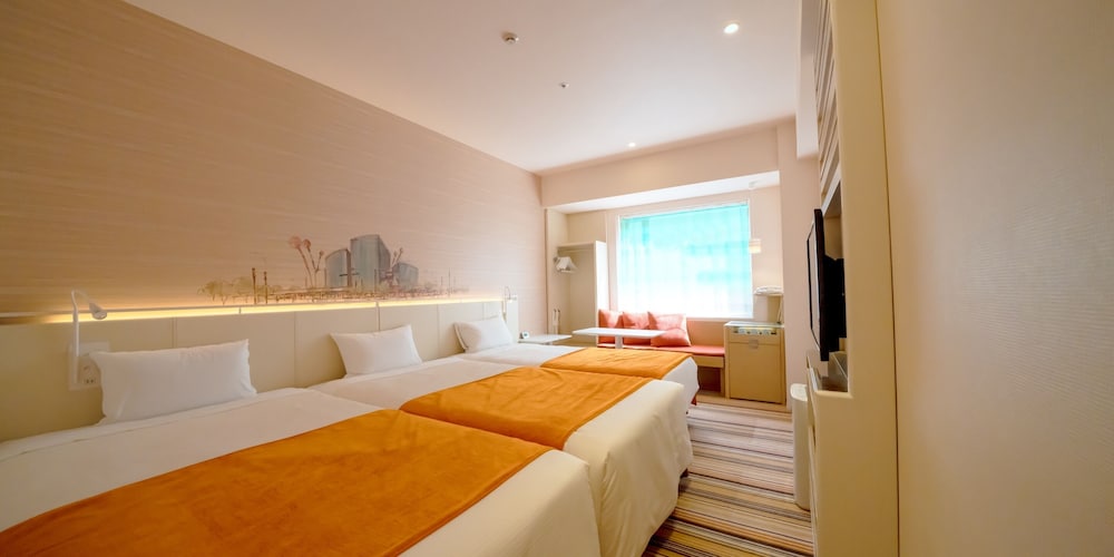 トリプルルーム 禁煙 客室4 | アワーズ イン 阪急