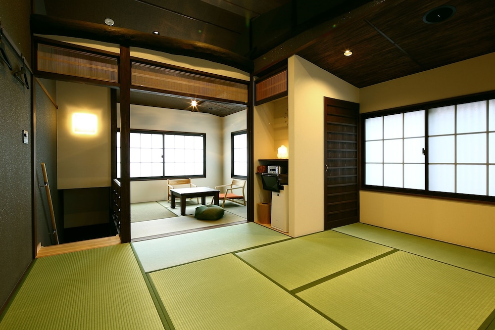 一棟貸し 客室4 | 京都駅前町屋 嘉右衛門