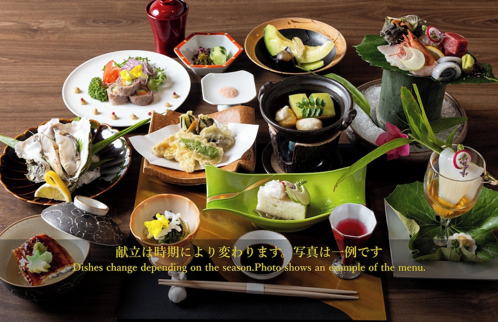 和室4人部屋 喫煙可 客室4 | 木造りの宿 橋津屋