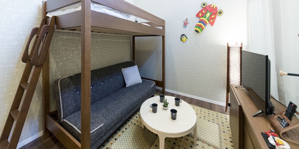 スタンダード ルーム ベッド (複数台) 客室16 | トリップポッド住吉 A