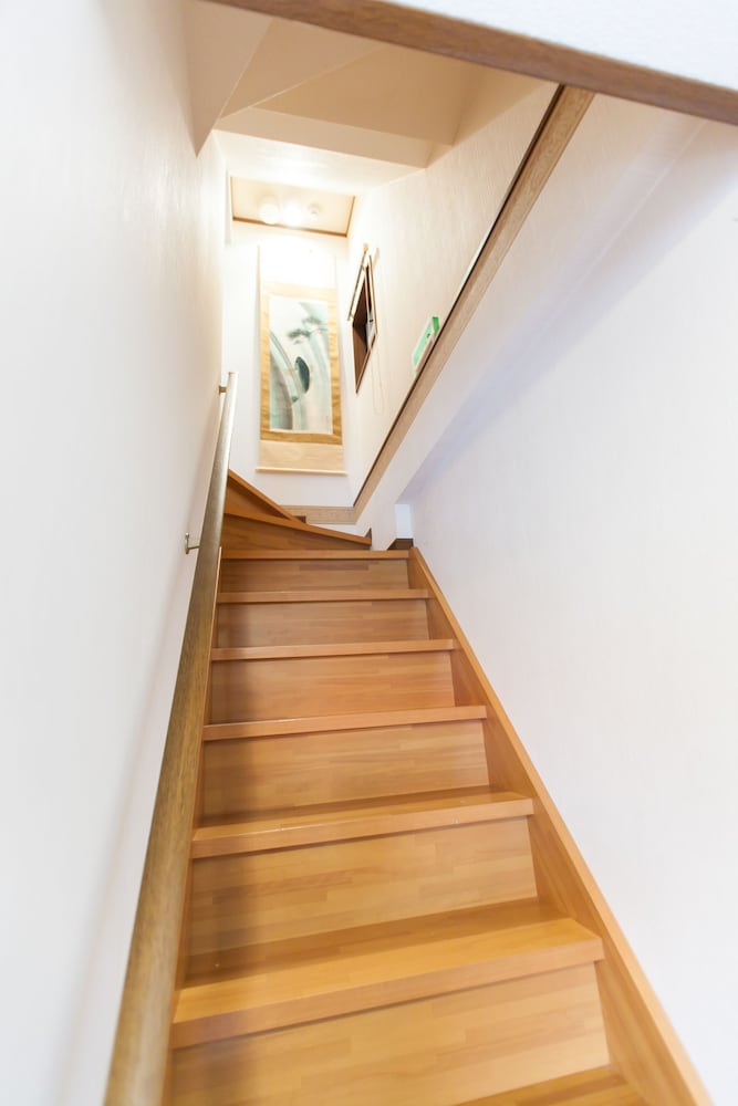 階段1 | 白樺の宿 - 港