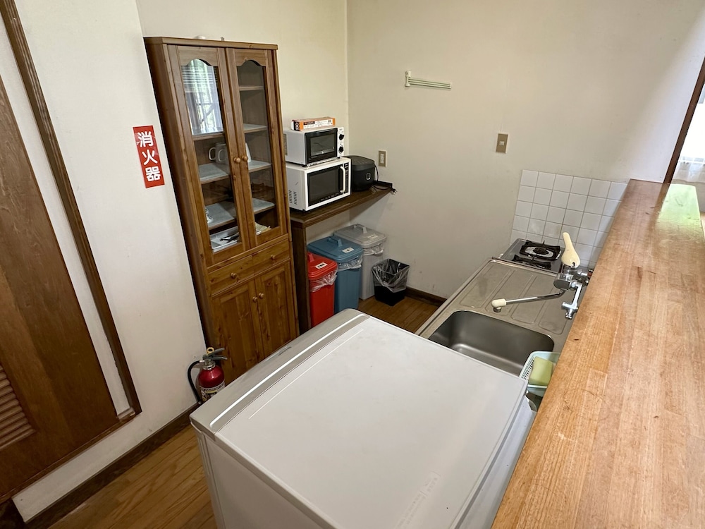 ペット同宿 戸建てタイプ２LDKコテージ 専用キッチン0 | Nature Cottage Akabeko