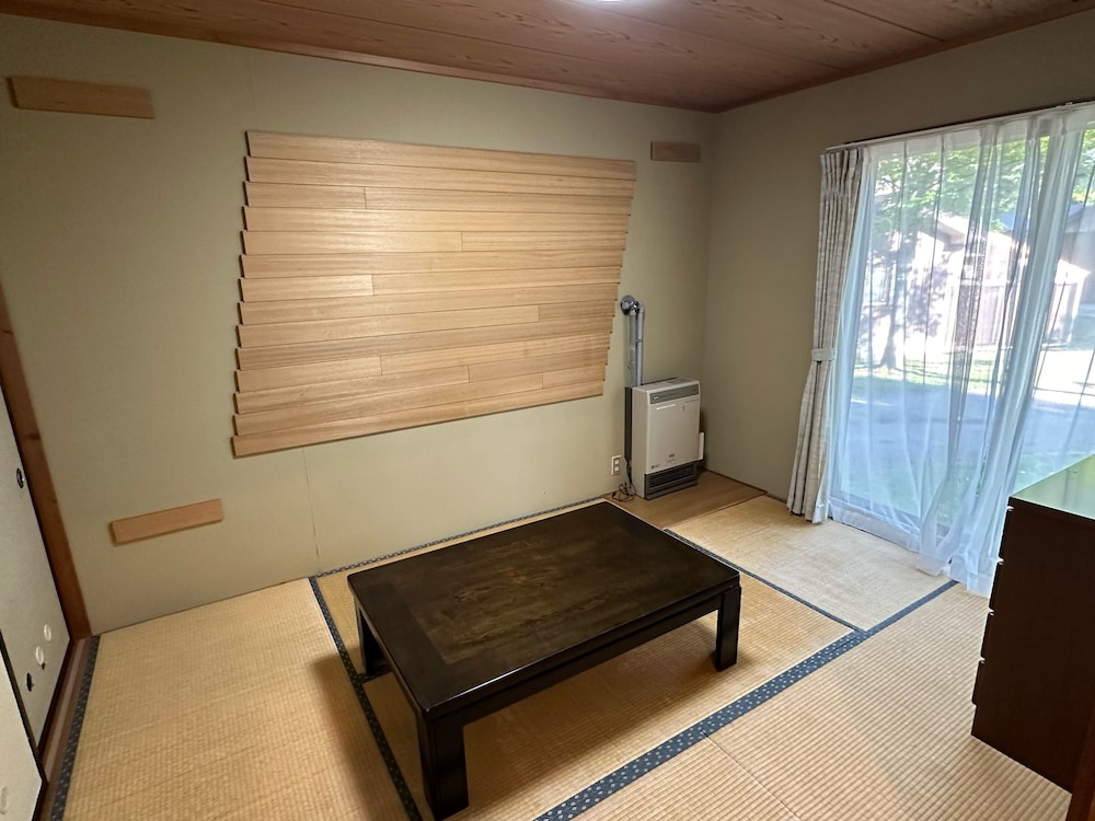 【ペット不可】 連棟タイプ２DK平屋コテージ 客室5 | Nature Cottage Akabeko