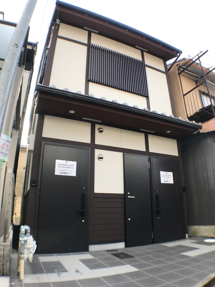 施設の正面1 | One More Heart 伏見稲荷3